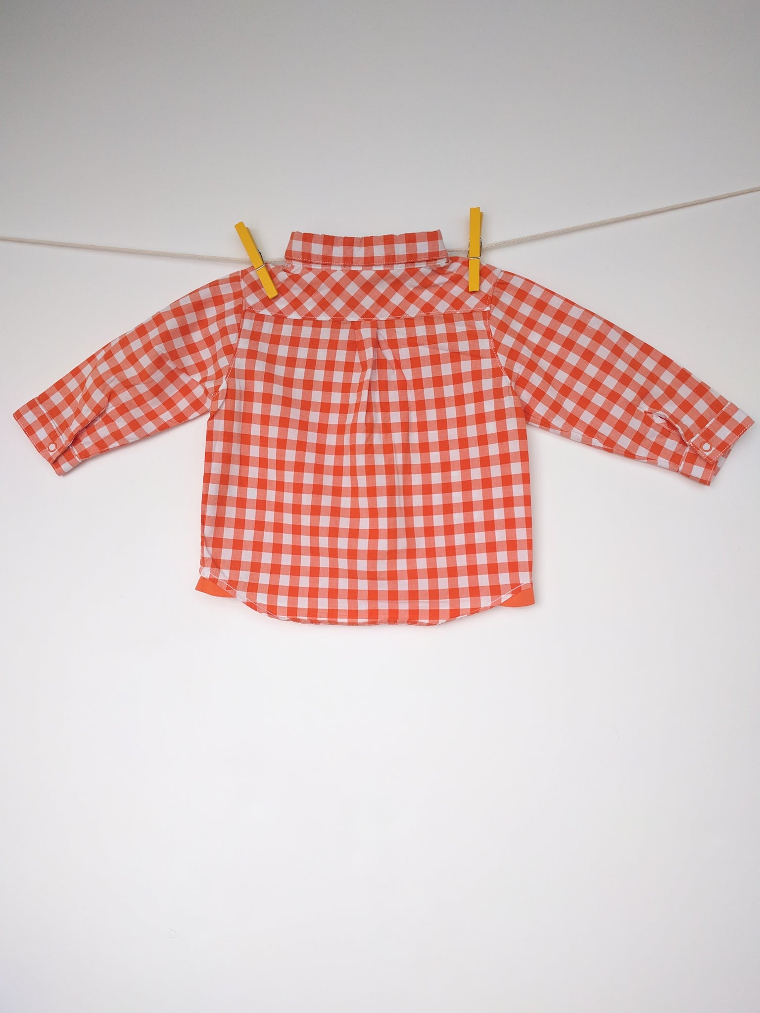 Chemise manches longues ou courtes à carreaux orange et blanche