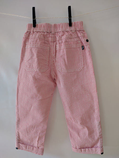 Pantalon à rayures rouges