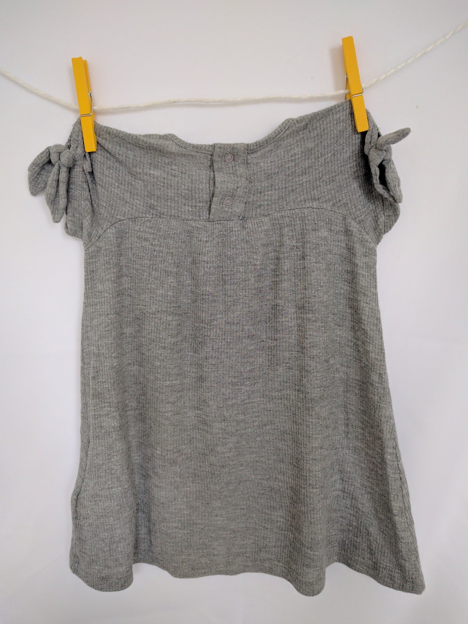 Robe fluide & légèrement pailletée