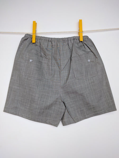 Bermuda au tissu léger