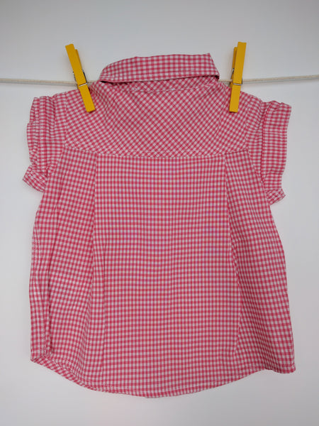 Chemisette à carreaux rouges