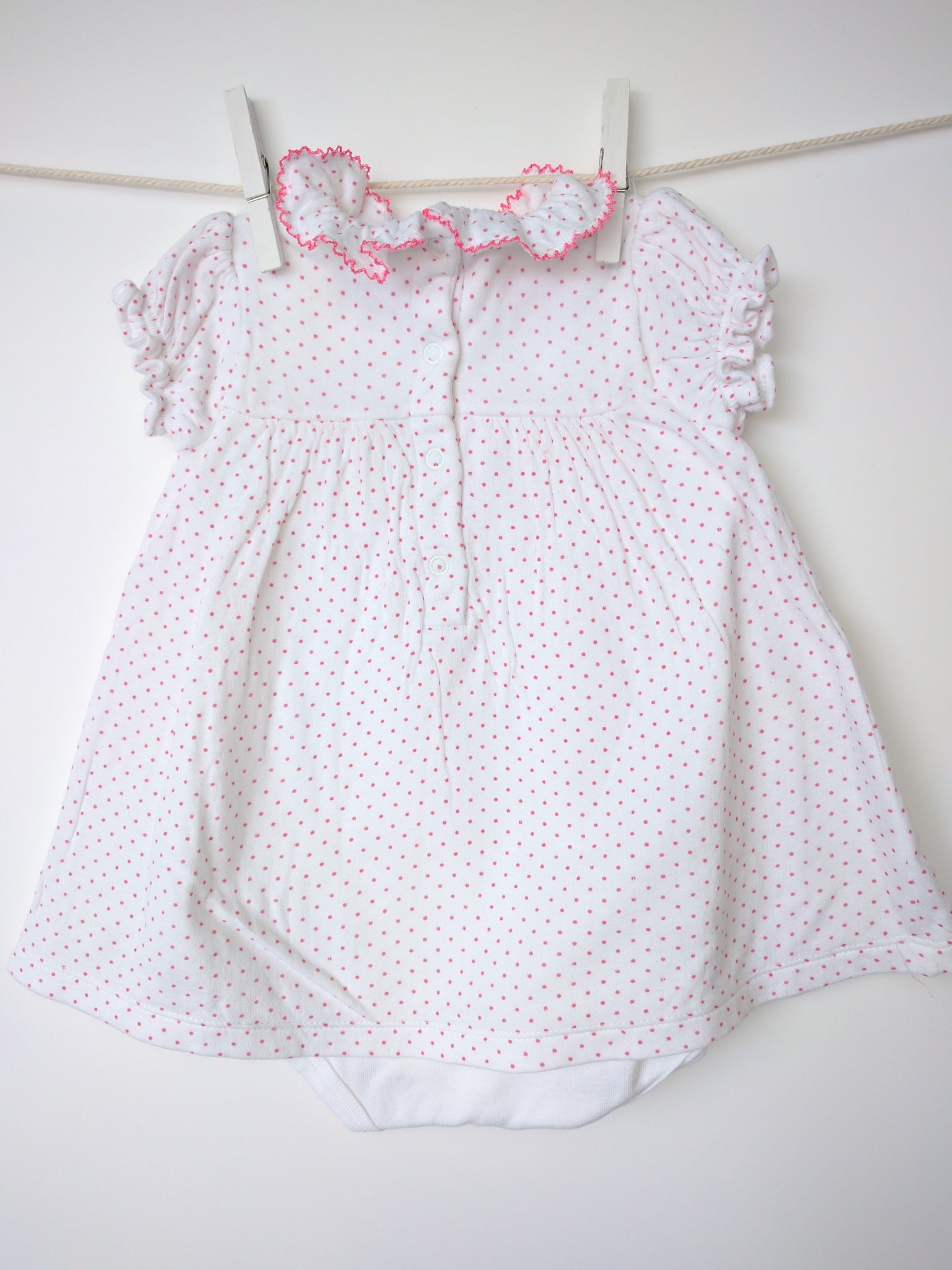 Robe body à pois rose