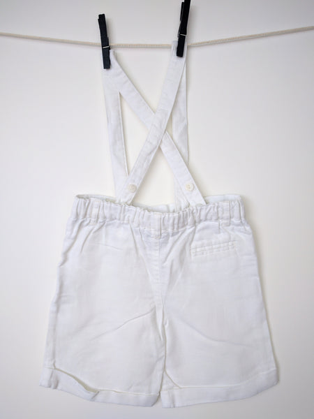 Short en lin à bretelles