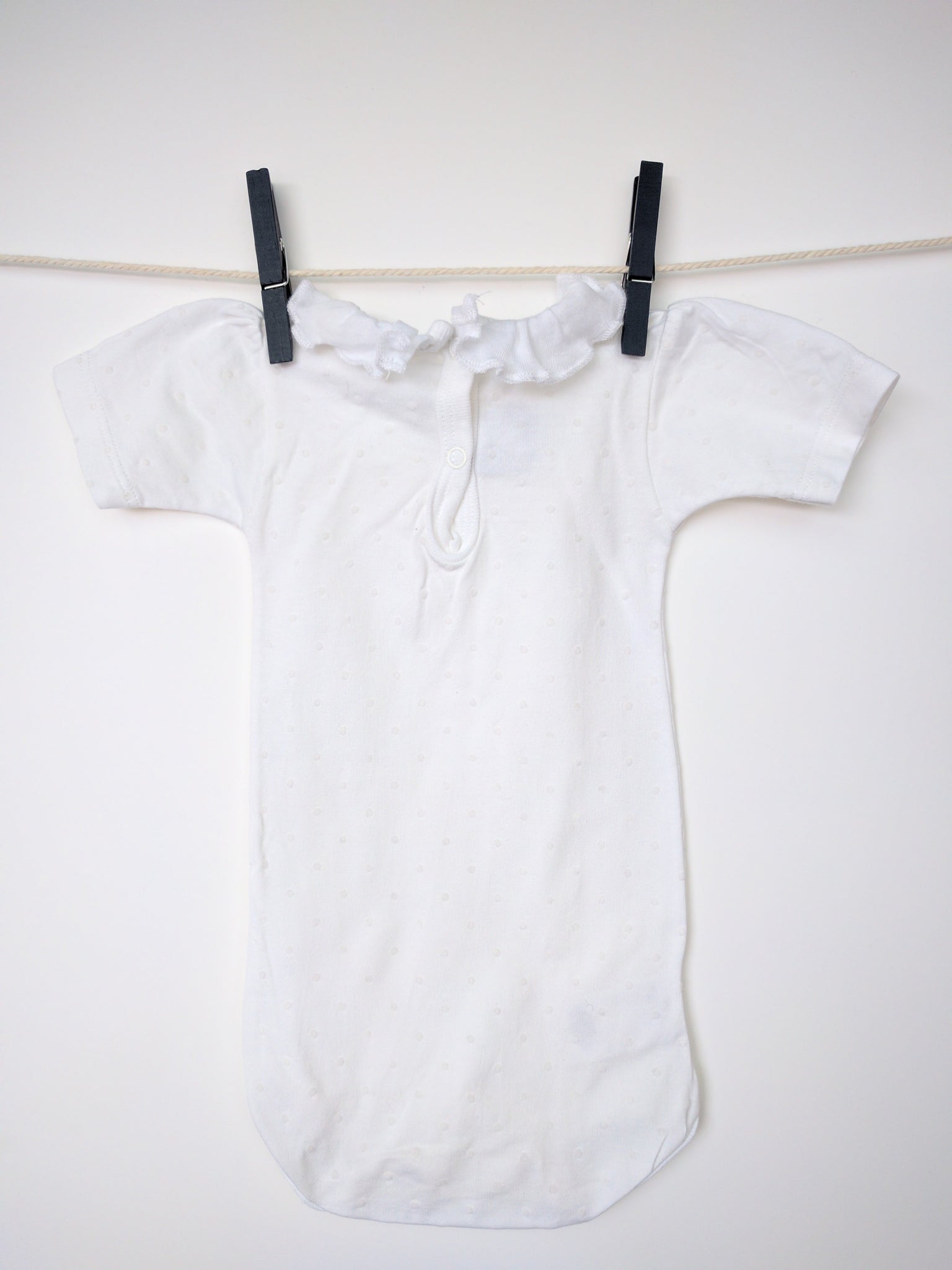 Body à collerette blanche