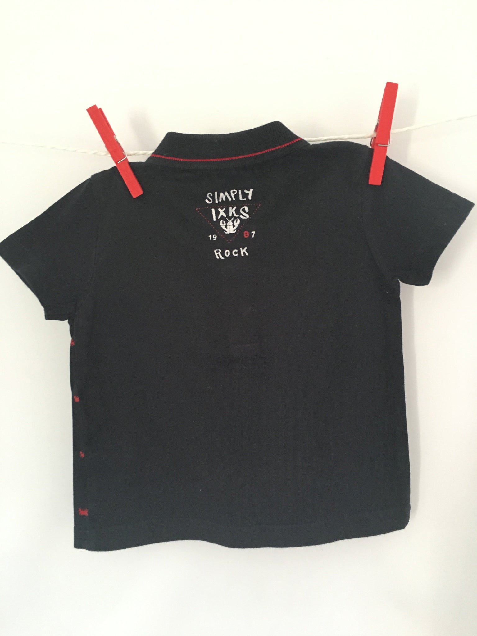 Polo manches courtes motifs crabes