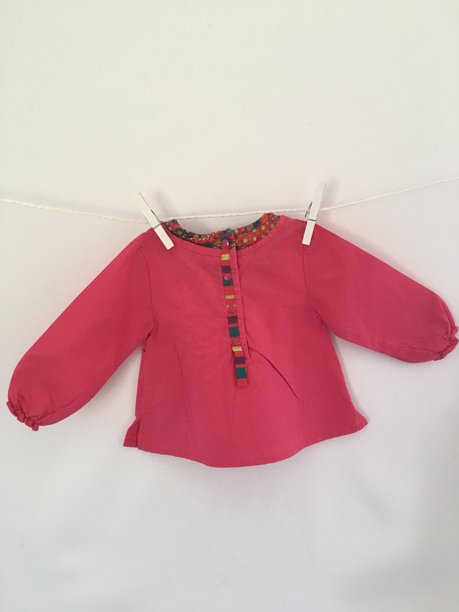 Blouse rose manches longue motif vert rigolos