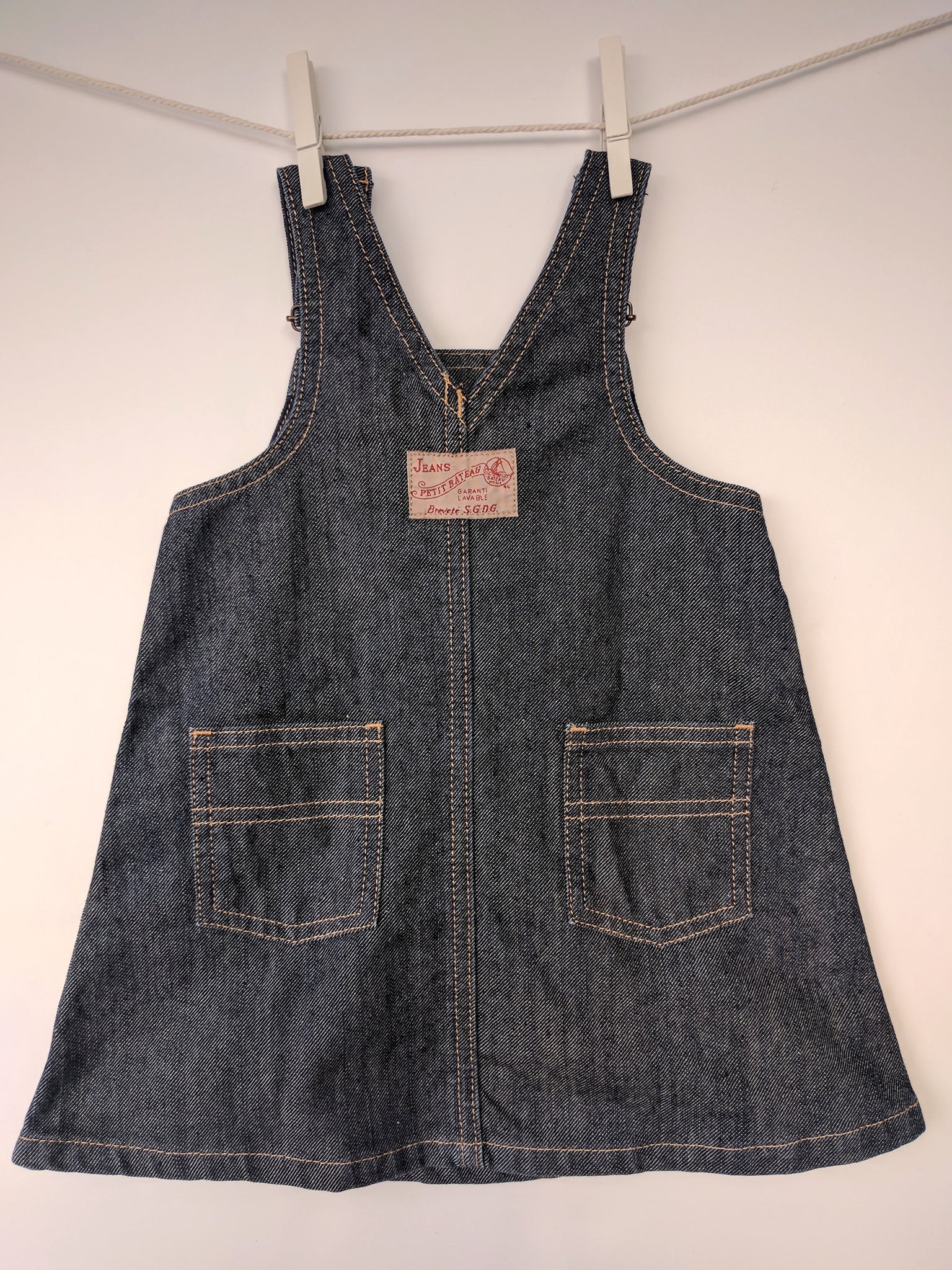 Robe en jean foncé avec poche Petit Bateau